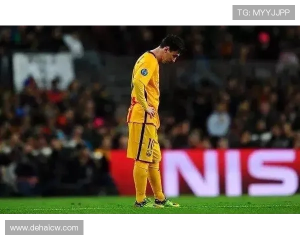 库尔图瓦谈被马竞球迷扔老鼠：有时他们做得太过分了